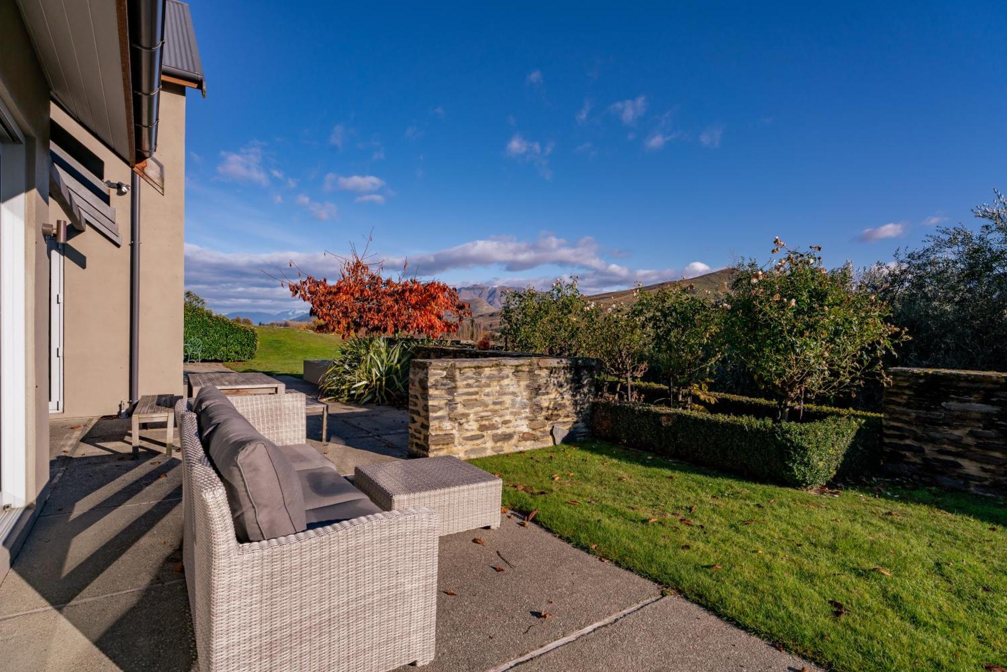 Queenstown Lifestyle And Lakeview Arrowtown Exteriör bild
